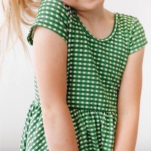 alice + ames shortsleeve ballet dress in green gingham, size 10